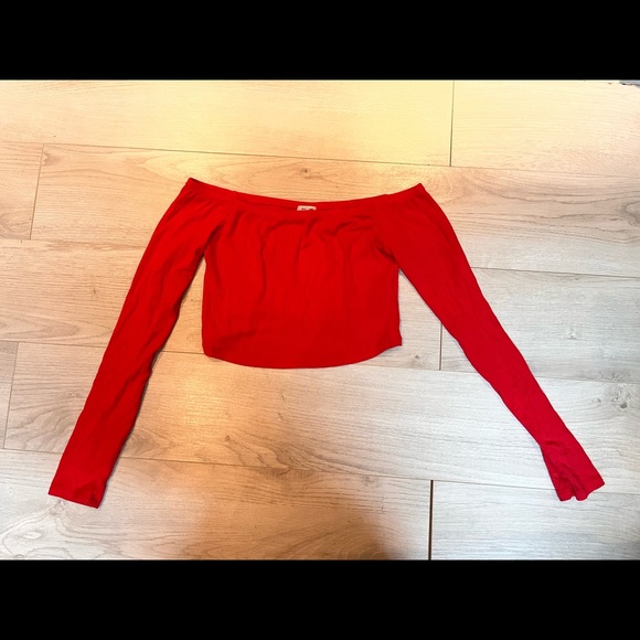 Off-Shoulder long sleeve tee - Picture 1 of 2